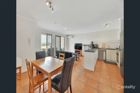 Property photo of 4/25 Whytecliffe Street Albion QLD 4010