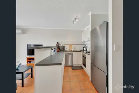 Property photo of 4/25 Whytecliffe Street Albion QLD 4010