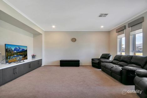 Property photo of 16 Hartley Walk Gawler East SA 5118