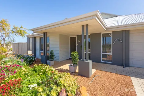3 Newport Dr, Jurien Bay, WA 6516