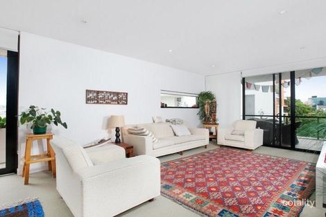 319/10 Pidgeon Cl, West End, QLD 4101