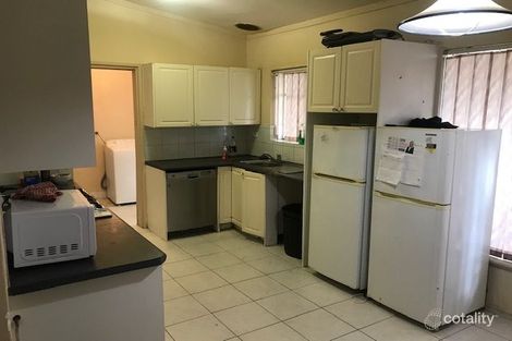 13 Dallwin St, Dianella, WA 6059