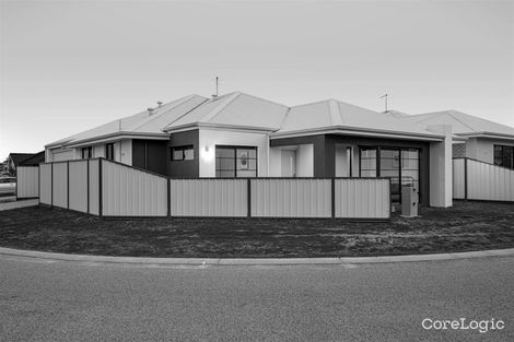 Property photo of 9A Bushlark Turn Erskine WA 6210