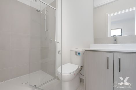 Property photo of 10 Rodway Walk Tarneit VIC 3029