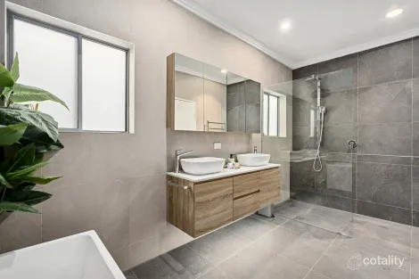 Property photo of 54 High Street Mascot NSW 2020