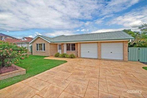 Property photo of 6 Clipper Close Caves Beach NSW 2281