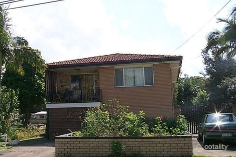 4 Loynes St, Wynnum West, QLD 4178