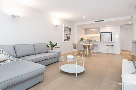 201/68 Sir Fred Schonell Dr, St Lucia, QLD 4067