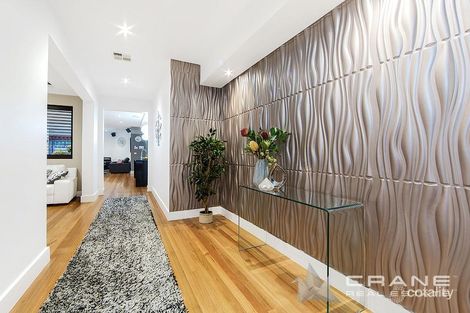 Property photo of 3 Manora Retreat Caroline Springs VIC 3023