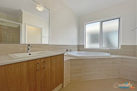 Property photo of 28 Sweetgum Way Piara Waters WA 6112