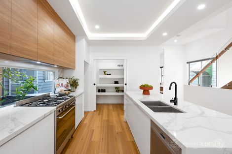 Property photo of 45A Wooloowin Avenue Wooloowin QLD 4030