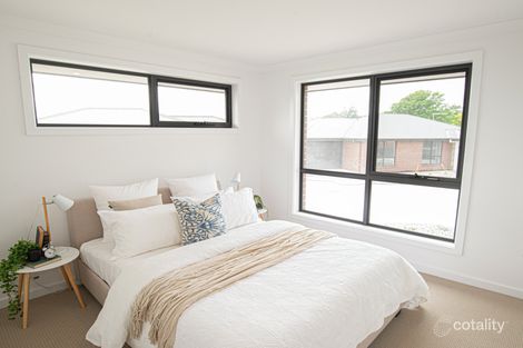 Property photo of 3/8 Penicola Place Newnham TAS 7248
