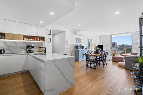 Property photo of 302/10 Third Avenue Palm Beach QLD 4221