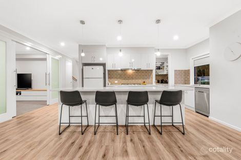 Property photo of 51 Buckingham Drive Rowville VIC 3178
