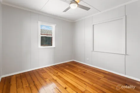 Property photo of 20 Andrew Street Kallangur QLD 4503