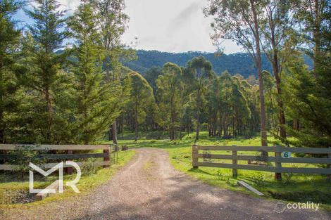 6 Sarah Ct, Bonnie Doon, VIC 3720