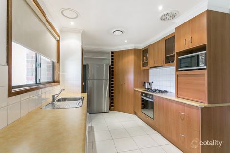 Property photo of 8 Twofold Close Dingley Village VIC 3172