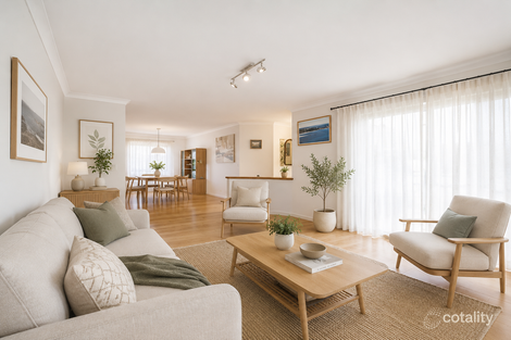 Property photo of 37 Casuarina Drive Halls Head WA 6210