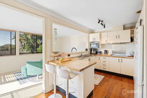 Property photo of 8 Blue View Crescent Terrigal NSW 2260