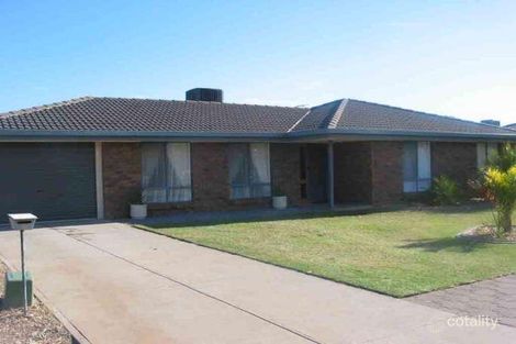 Property photo of 8 Lovelock Road Parafield Gardens SA 5107