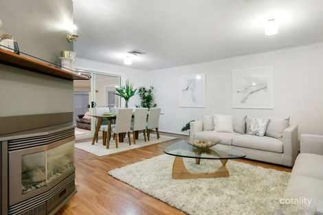 Property photo of 10 Fisher Close Berwick VIC 3806