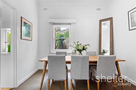 Property photo of 11 Grosvenor Road Glen Iris VIC 3146