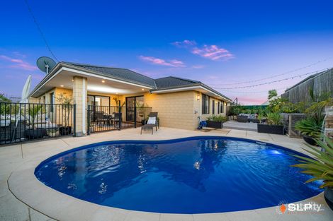 Property photo of 8 Loretta Fairway Carramar WA 6031