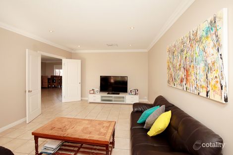 Property photo of 3 Ulandra Place Estella NSW 2650