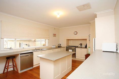 Property photo of 53 Cornwall Road Sunshine VIC 3020