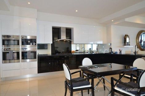 Property photo of 5/7 North Esplanade Glenelg North SA 5045