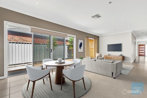 Property photo of 11 Rutherglen Way Caroline Springs VIC 3023
