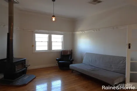 Property photo of 28 Iris Street Moree NSW 2400