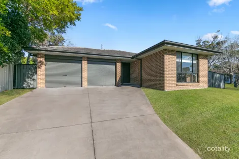 13 Nathan Pl, Lake Haven, NSW 2263