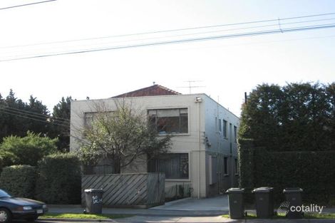 Property photo of 10/30 Balaclava Road St Kilda East VIC 3183