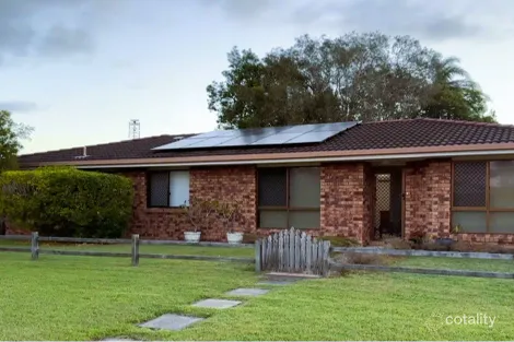 17 Wonga St, Scarness, QLD 4655