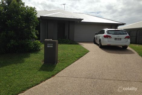 13 Peregian Ct, Blacks Beach, QLD 4740