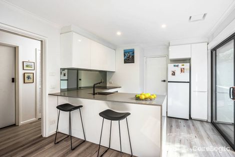 Property photo of 2/30 Victor Street Beaumaris VIC 3193