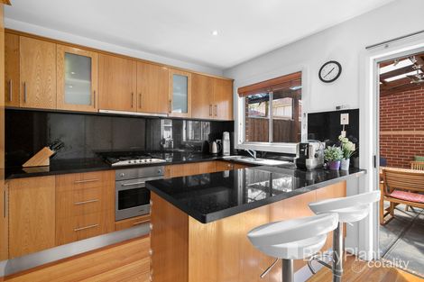 Property photo of 2/232 Cumberland Road Pascoe Vale VIC 3044
