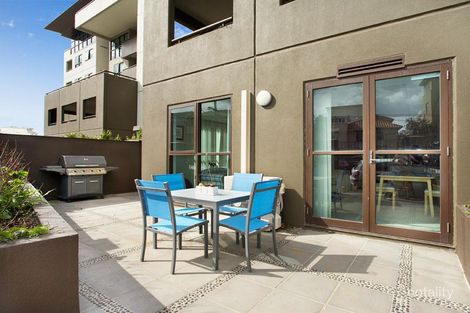 2/174 Esplanade East, Port Melbourne, VIC 3207