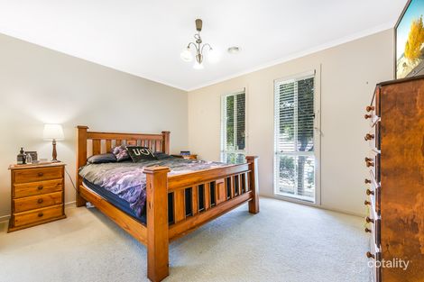 Property photo of 30 Taggerty Crescent Narre Warren South VIC 3805