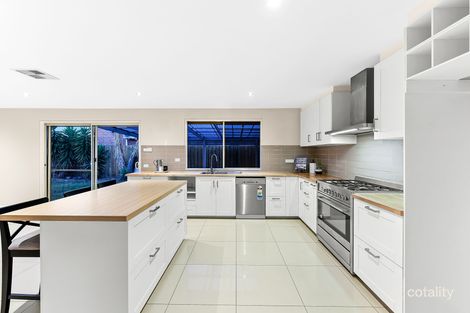 Property photo of 17 Clocktower Court Berwick VIC 3806