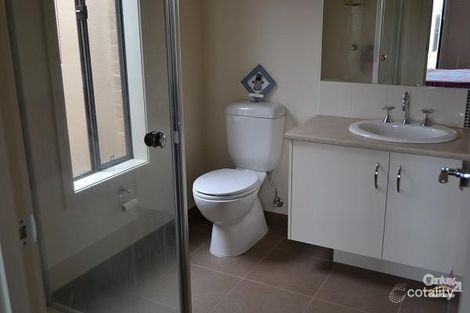 Property photo of 8 Hamish Avenue Pakenham VIC 3810