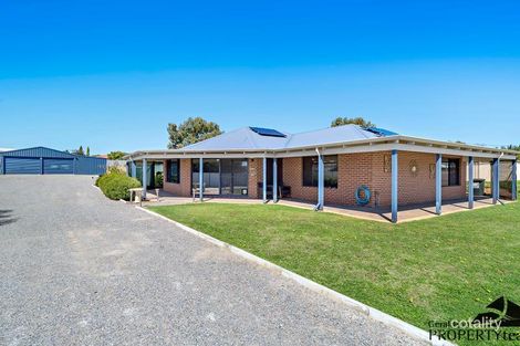 Property photo of 30 Honeysuckle Boulevard Woorree WA 6530