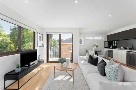 Property photo of 2/2C Walsh Street Ormond VIC 3204