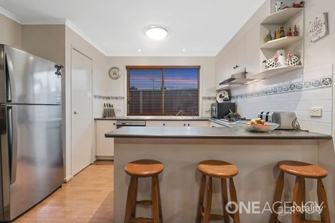 Property photo of 11 Dustin Court Sydenham VIC 3037