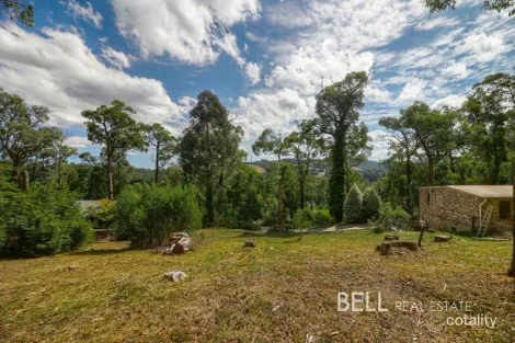 Property photo of 3 Sunnyside Terrace Emerald VIC 3782