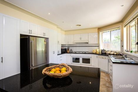 Property photo of 10 Landscape Drive Hillside VIC 3037