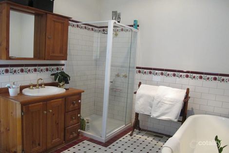 Property photo of 174 St Leonards Road Ascot Vale VIC 3032
