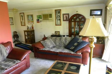 Property photo of 4 Strafford Avenue Cranbourne VIC 3977