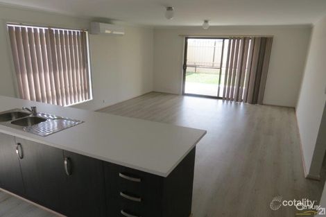 Property photo of 13 Simcoe Avenue Seaford Meadows SA 5169